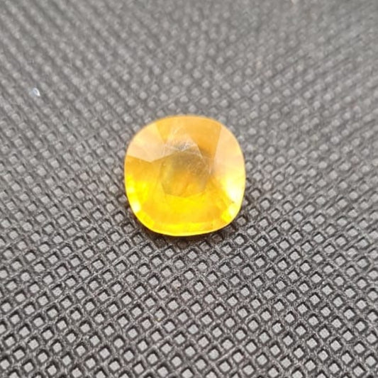 Natural Yellow Sapphire (Pukhraj) | Certified Gemstone – 7.11 Carat
