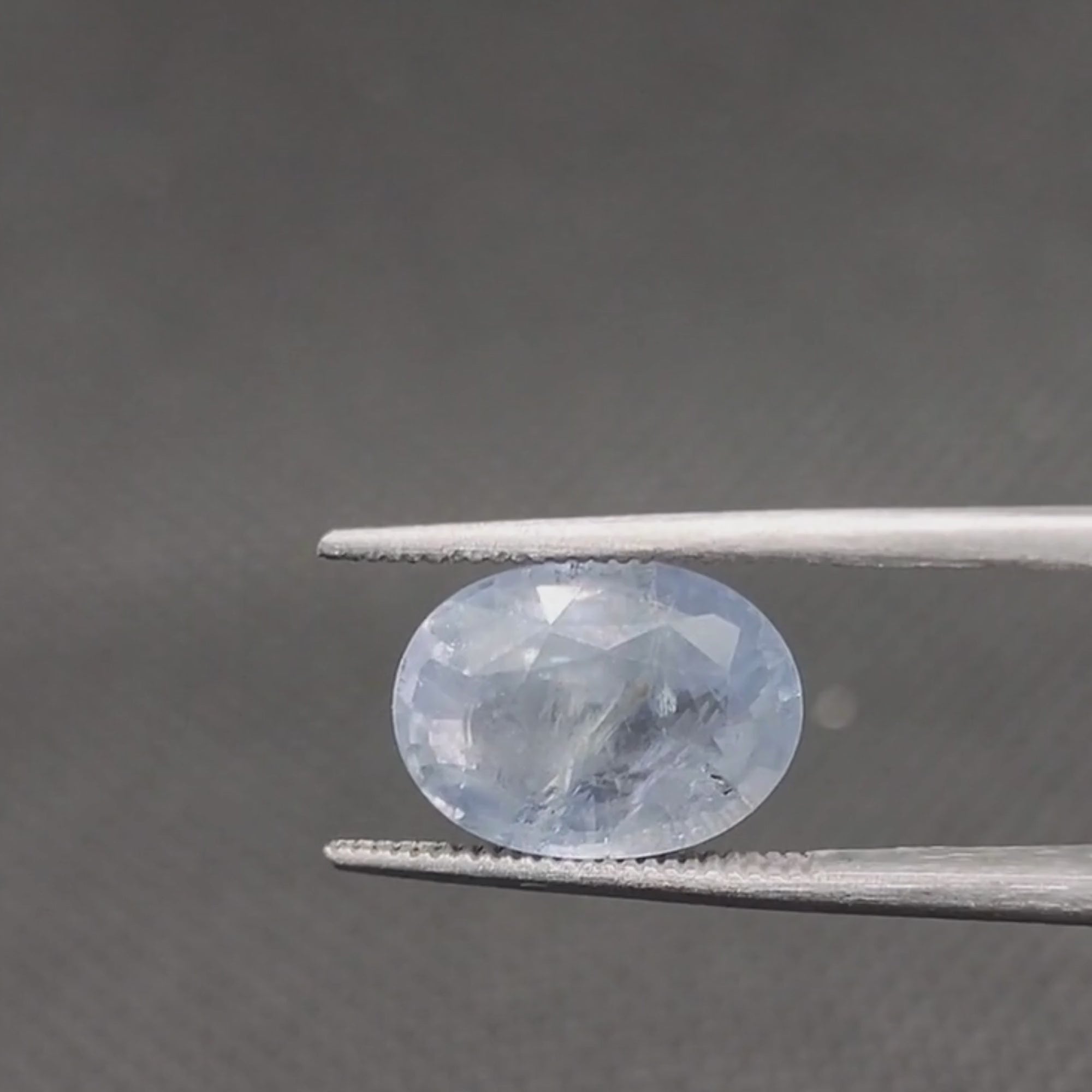 Blue Sapphire - 6.40 Carat
